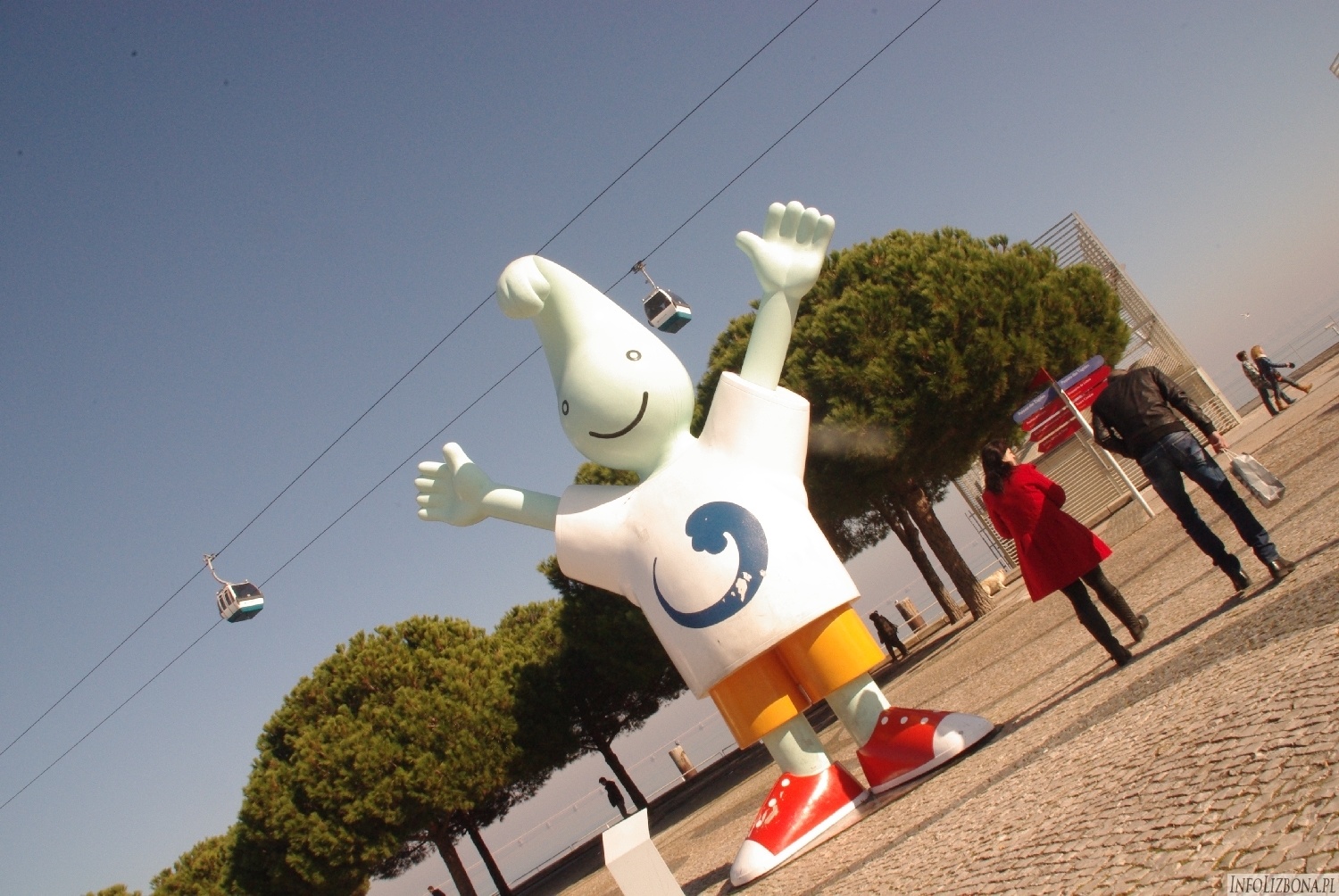 Lizbona Park Narodów Oriente Expo maskotka