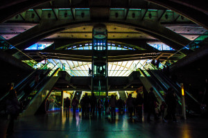 Foto_Stacja Oriente Dworzec Kolejowy Lizbona Park Narodów Zdjęcia Fotografie